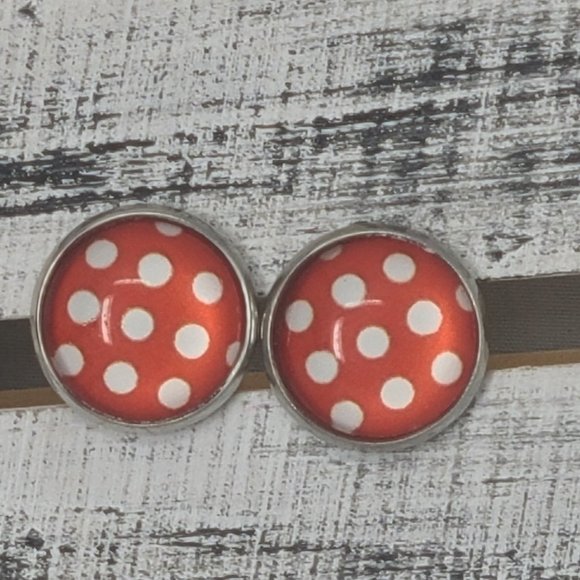 Earrings - Picture 7 of 16